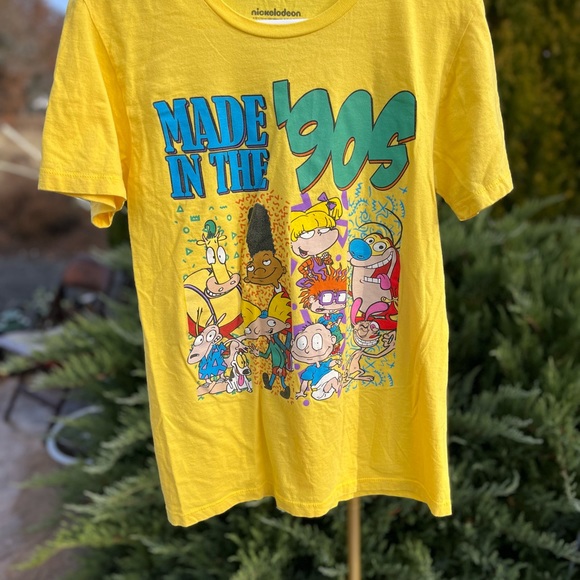 Mens (S) NICKELODEON MADE IN THE 90’s YELLOW TEE SHIRT - Picture 3 of 6